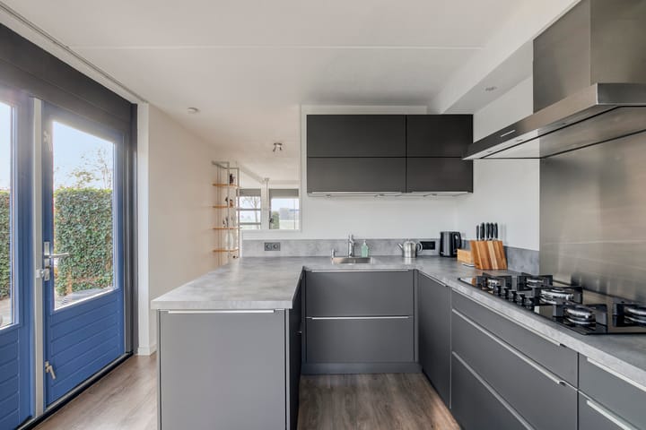 Photo 13 of Oeverkruid 11