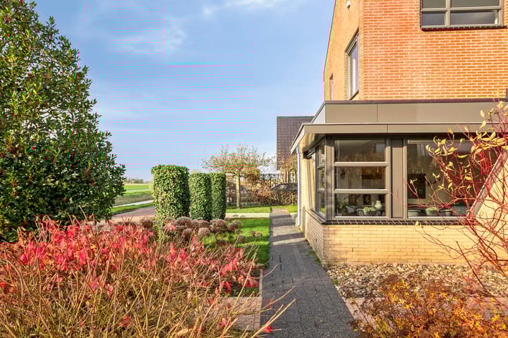 Photo 32 of Oeverkruid 11