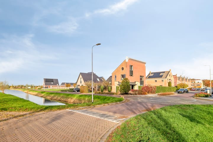 Photo 43 of Oeverkruid 11