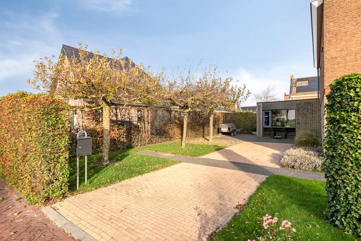 Photo 39 of Oeverkruid 11