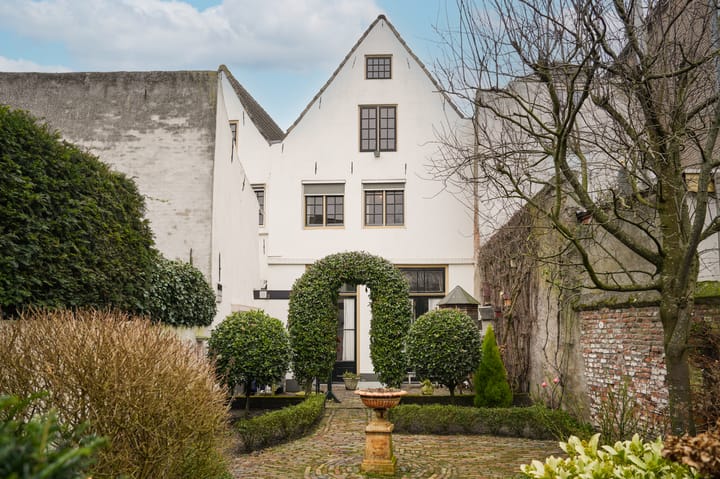 Photo 48 of Gasthuisstraat 12