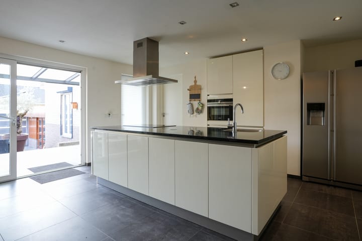 Photo 10 of Heimansstraat 19