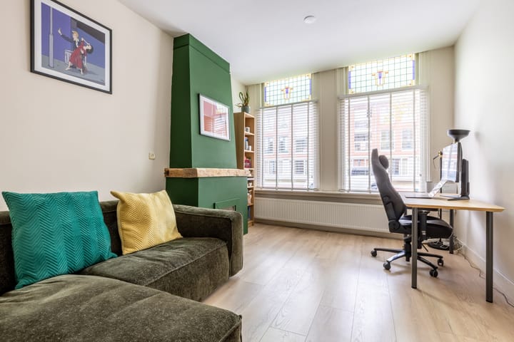 Photo 4 of Kennemerstraat 52-ZW