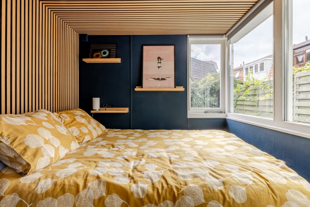 Photo 13 of Kennemerstraat 52-ZW