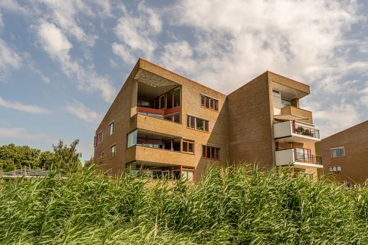 Dokter Kroesenringg 42