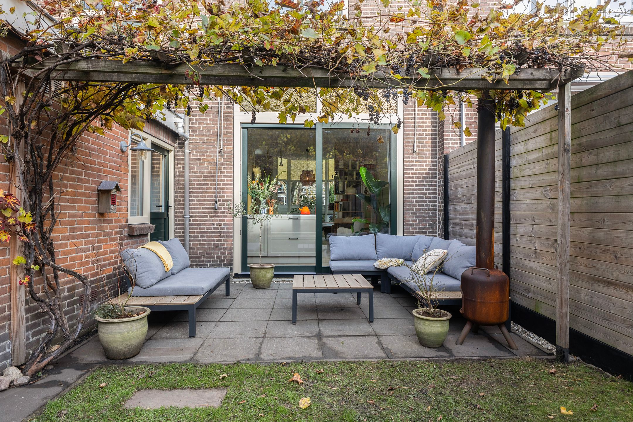 Photo 21 of Vredeman de Vriesstraat 46