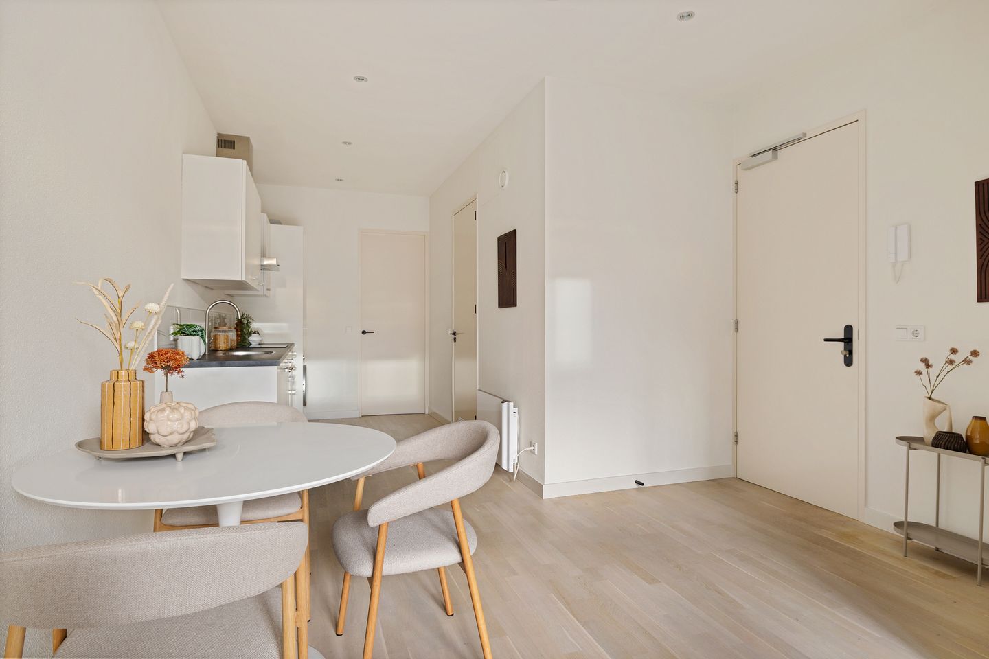 Foto 14 van Amsterdamsestraatweg 142-A