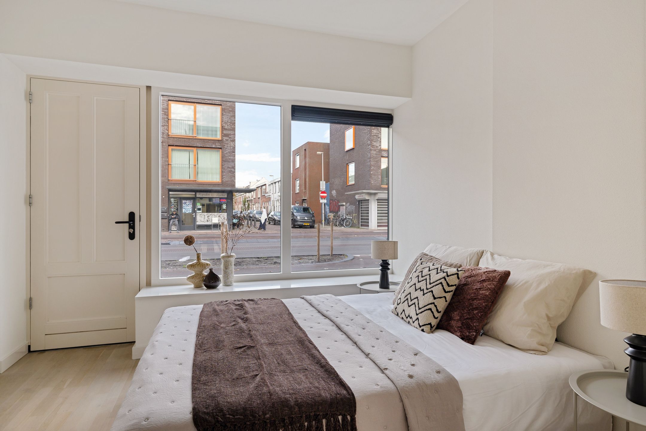 Foto 15 van Amsterdamsestraatweg 142-A