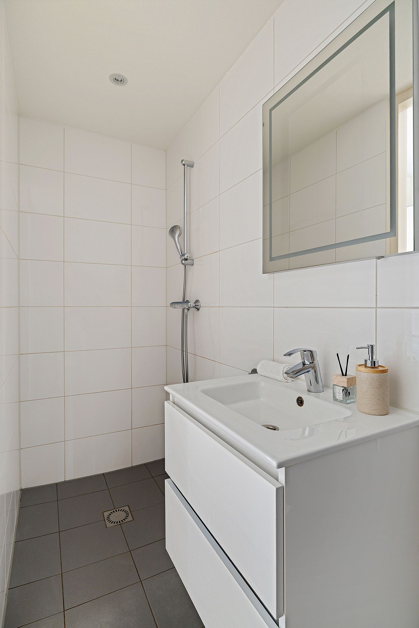 Foto 19 van Amsterdamsestraatweg 142-A