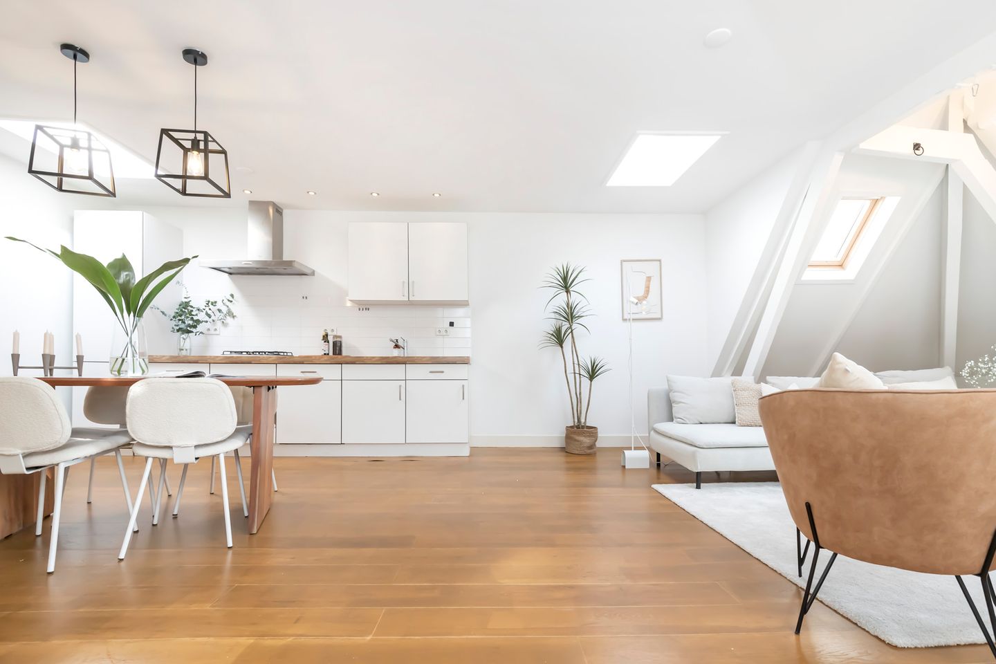 Foto 10 van Van Oldenbarneveldtstraat 108-3