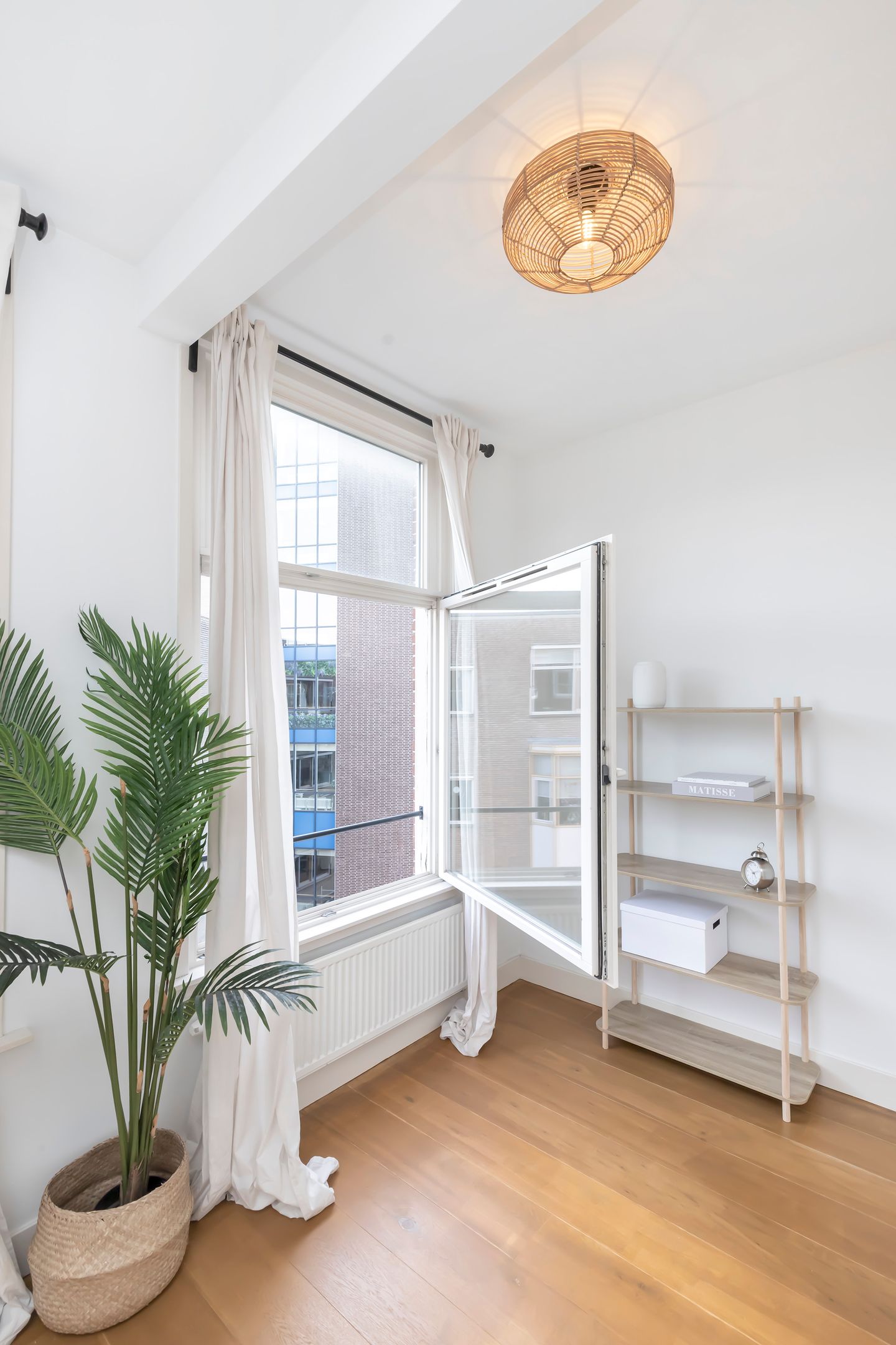 Foto 25 van Van Oldenbarneveldtstraat 108-3