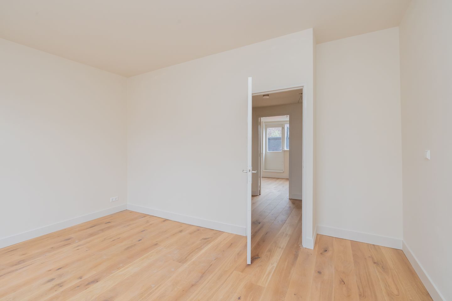 Foto 20 van Stationstraat 82