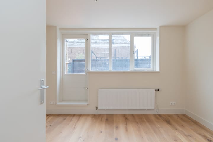 Foto 31 van Stationstraat 82