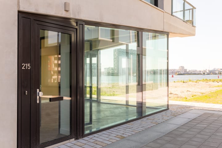 Photo 5 of Grasweg 215