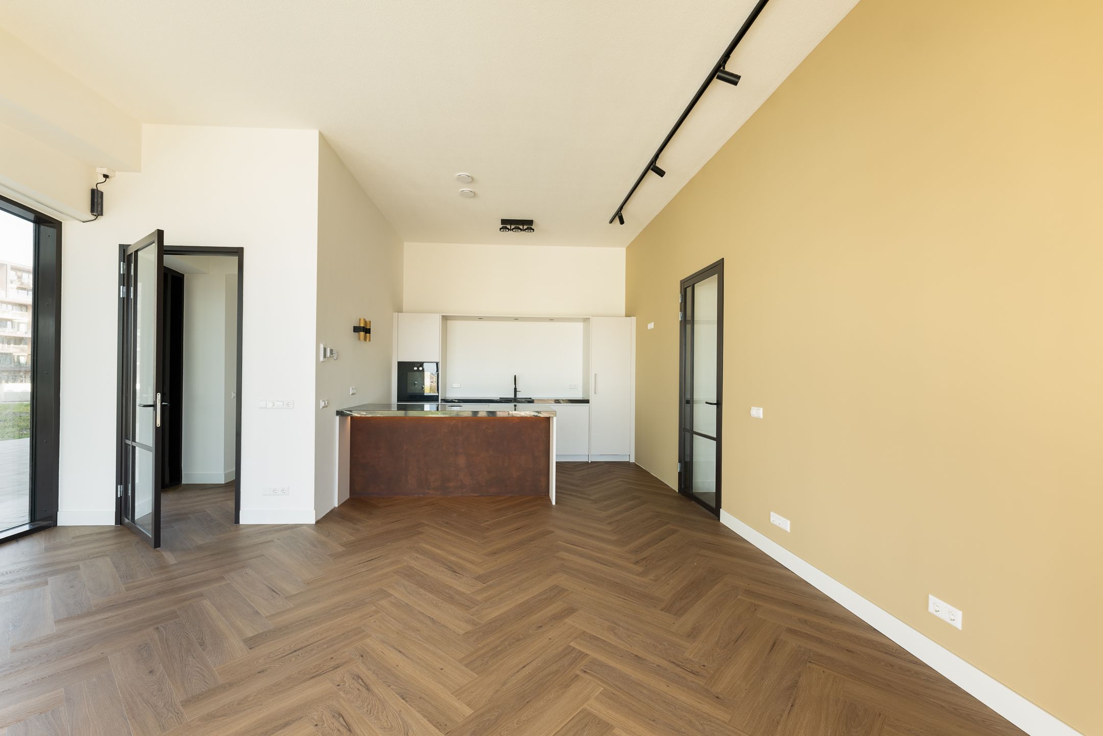 Photo 9 of Grasweg 215