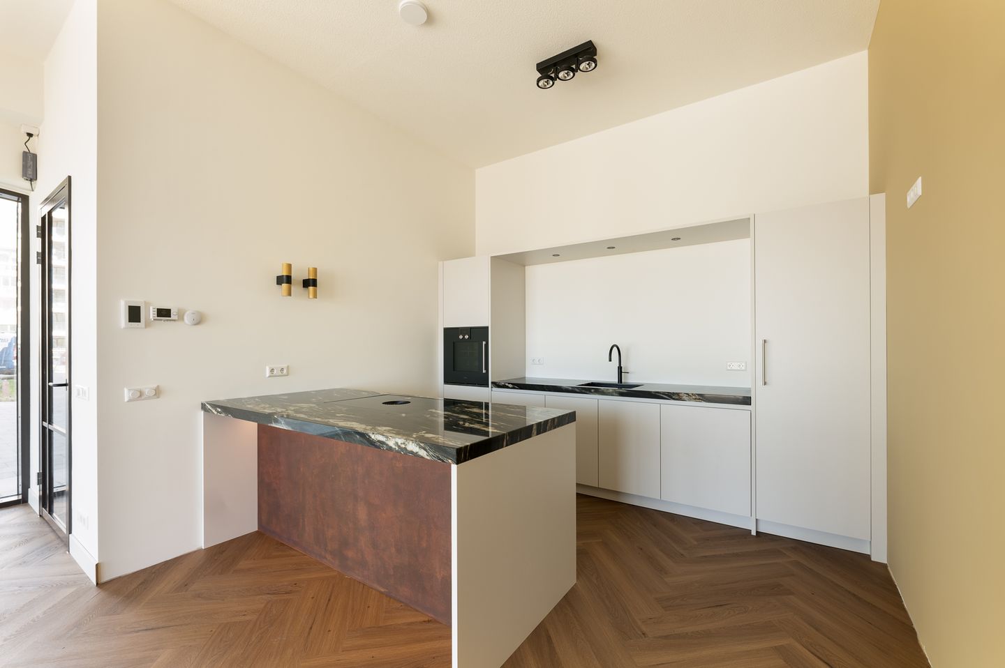 Photo 10 of Grasweg 215