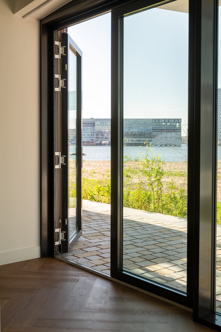 Photo 17 of Grasweg 215