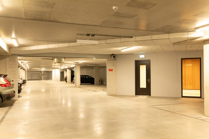 Photo 25 of Grasweg 215