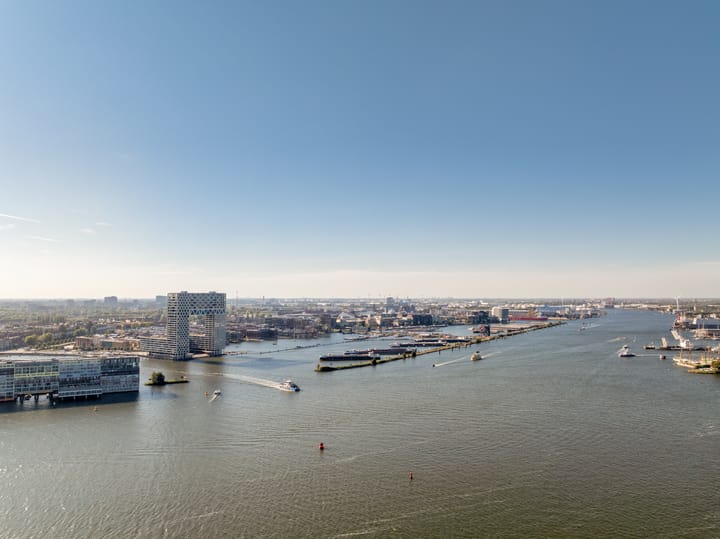 Photo 2 of Grasweg 215