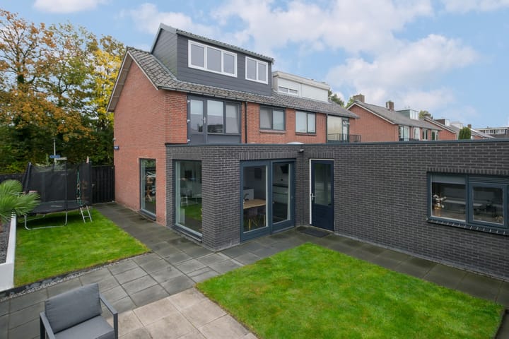 Photo 4 of Horstlaan 44