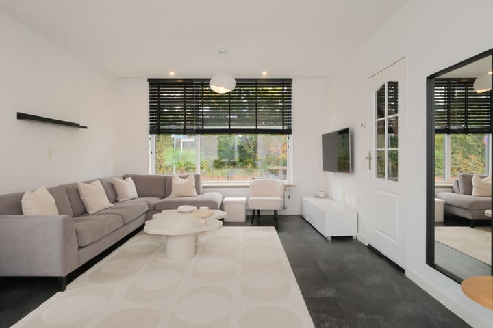 Photo 6 of Horstlaan 44