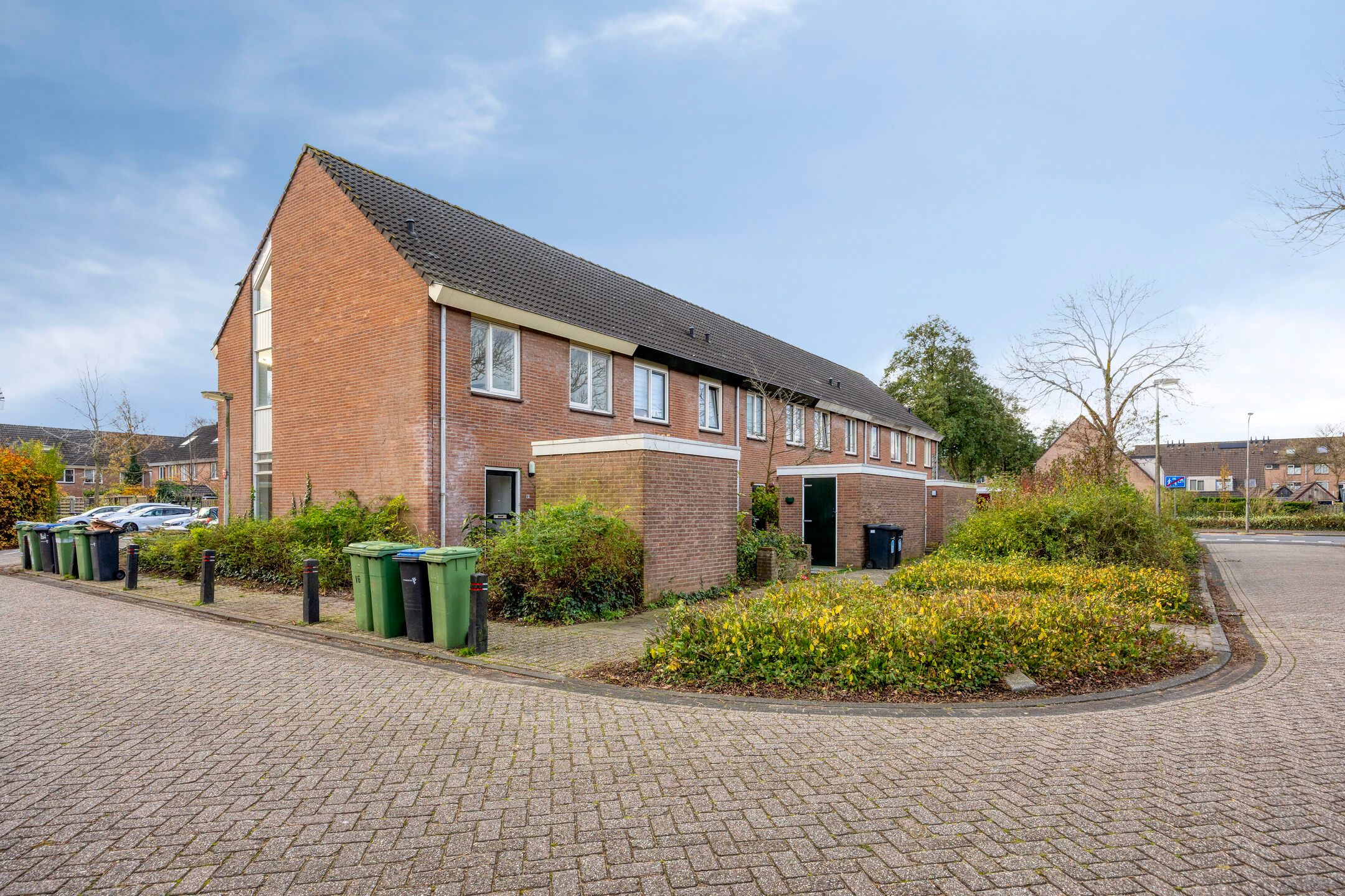 Foto 6 van Vlasleeuwenbek 12