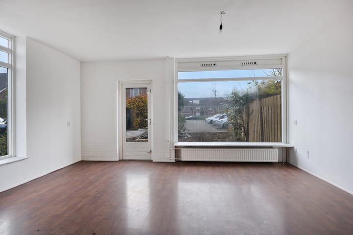 Photo 2 of Vlasleeuwenbek 12