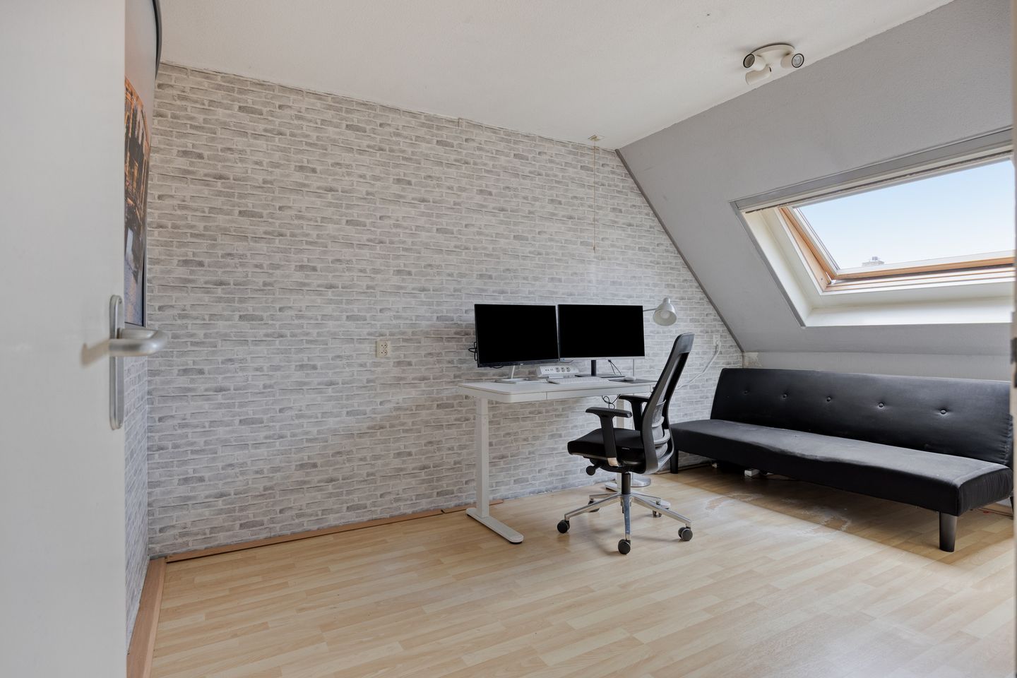 Foto 29 van Buitenhof 72