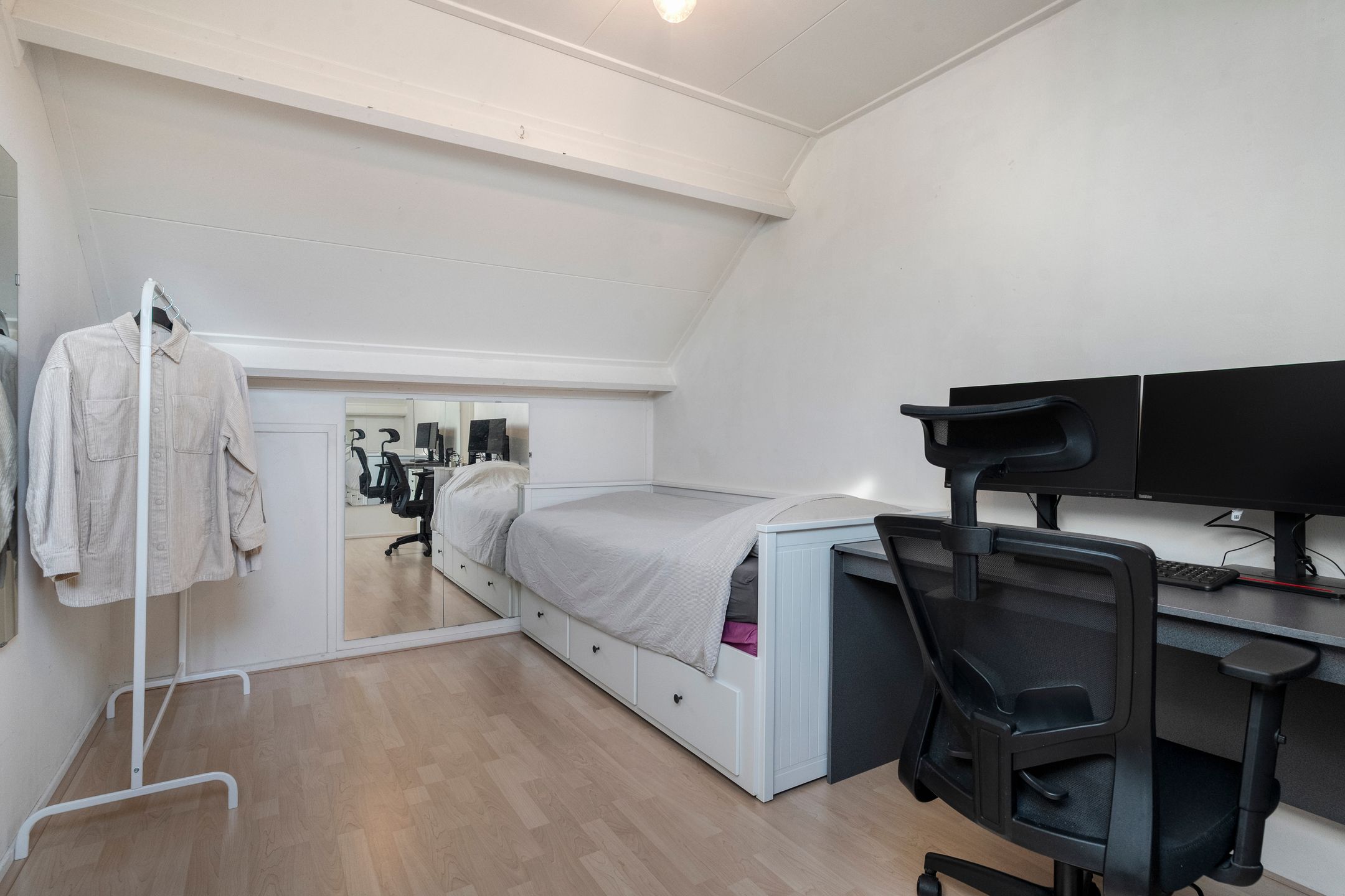 Foto 33 van Wilgenstuk 44