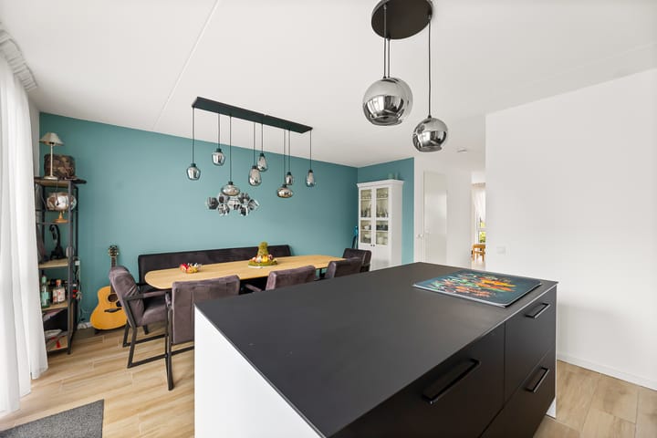 Foto 9 van Koninginnepage 29