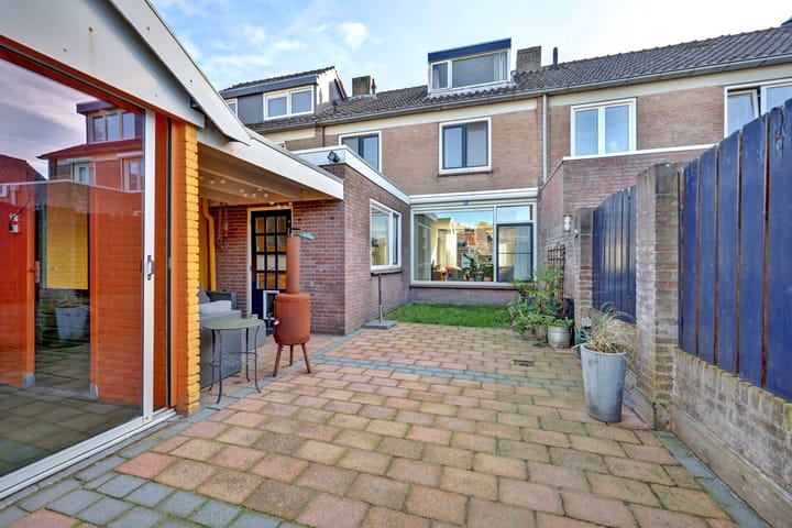 Photo 30 of Heistraat 4