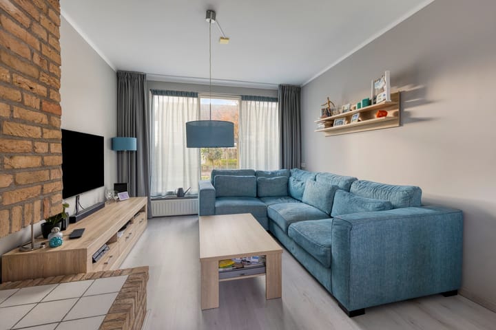 Photo 2 of Karmelietenstraat 2