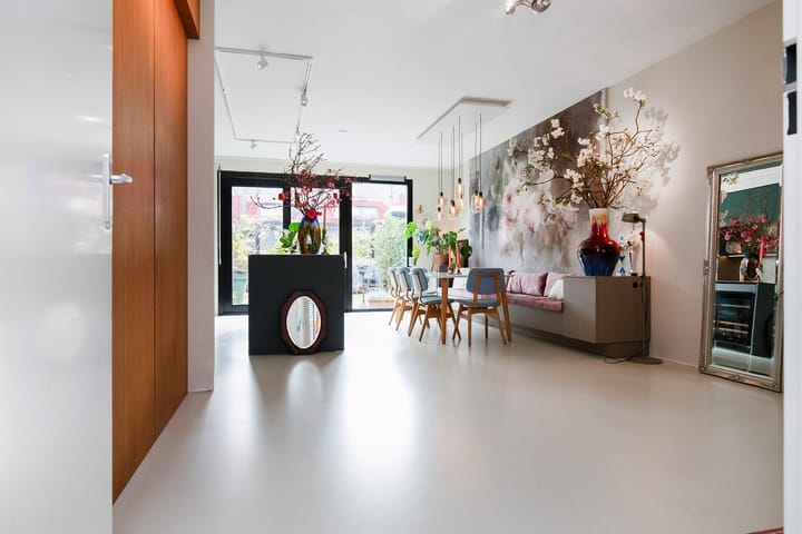 Photo 3 of Annie Boshof 6