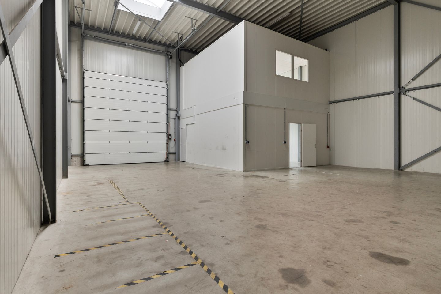 View photo 4 of Sikkel 24