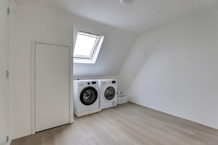 Photo 19 of Koningin Emmaweg 3