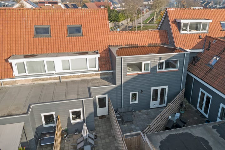 Photo 27 of Koningin Emmaweg 3