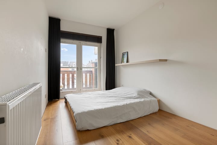 Foto 19 van Oosterstraat 50