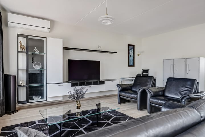 Photo 14 of Godfried Bomanshof 26