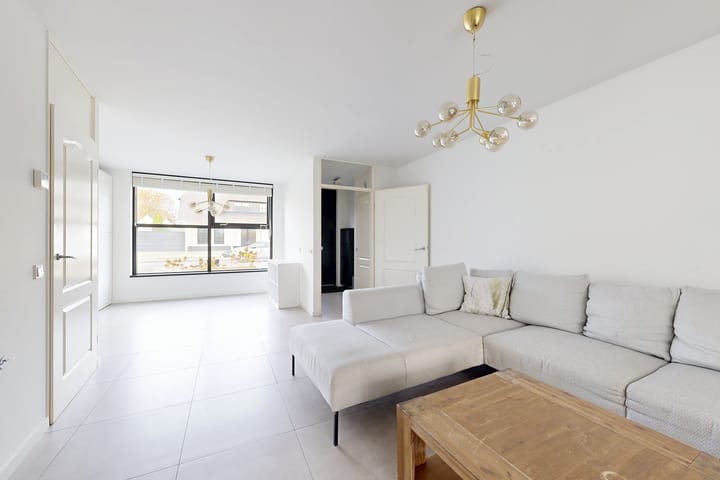 Photo 19 of Korenbloem 7