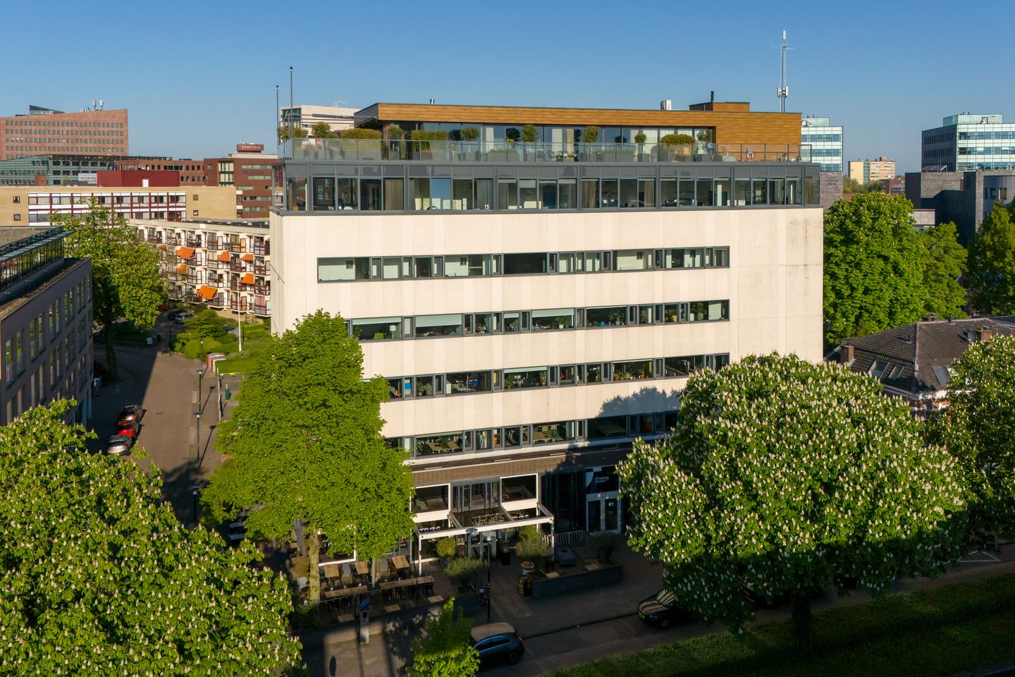 View photo 4 of Stadsring 67