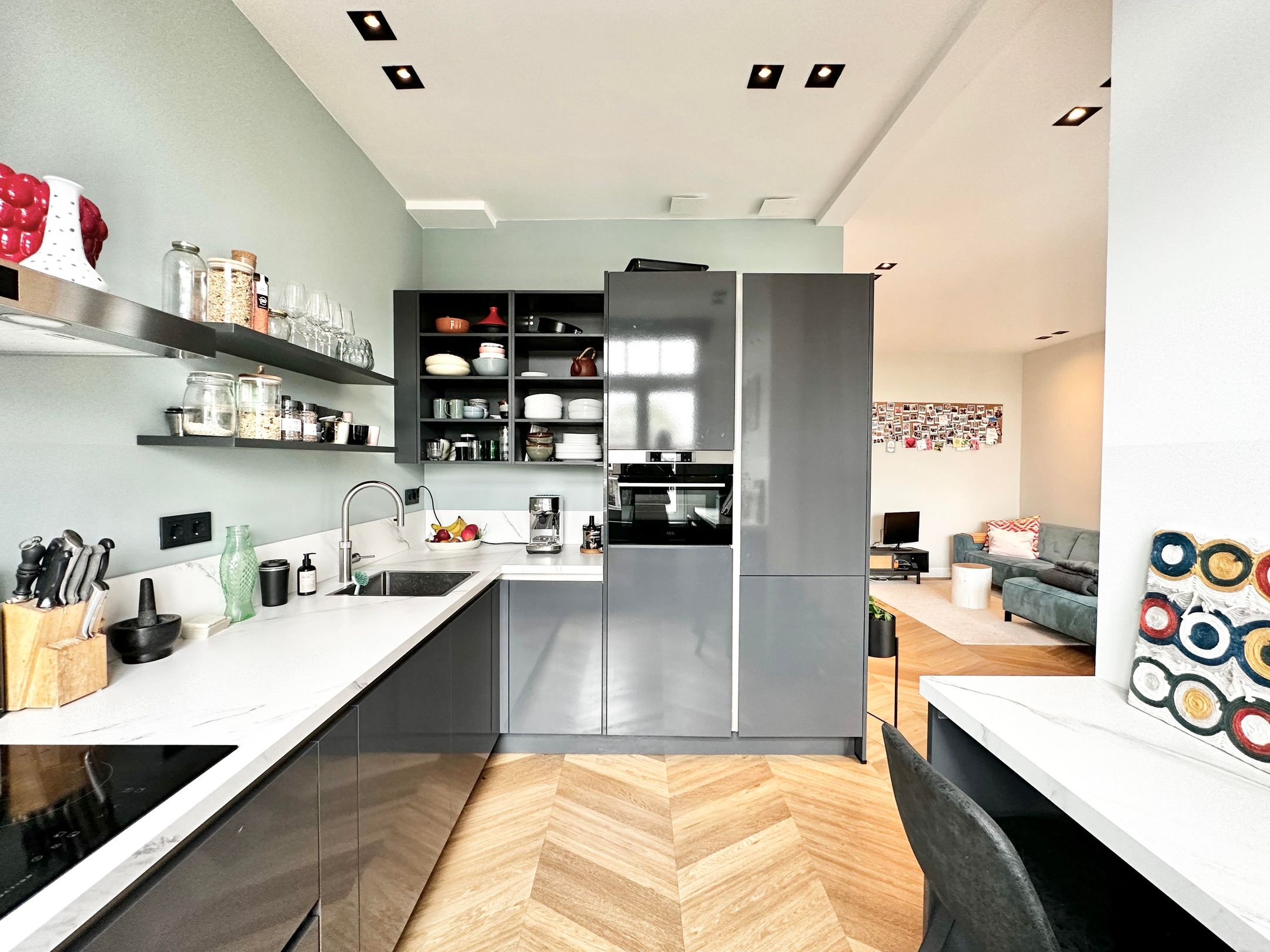 Photo 6 of Lomanstraat 65-3