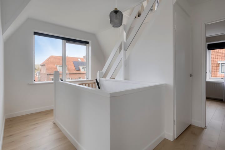 Foto 20 van Venestraat 216