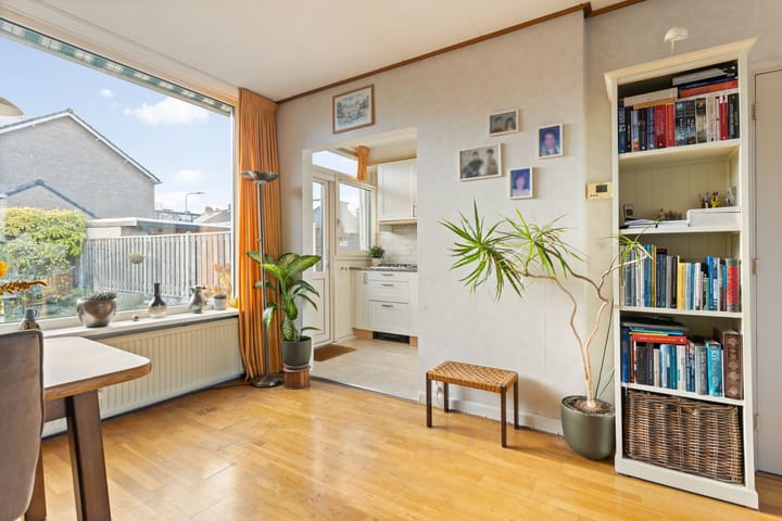 Foto 13 van Dr. Plesmanstraat 14