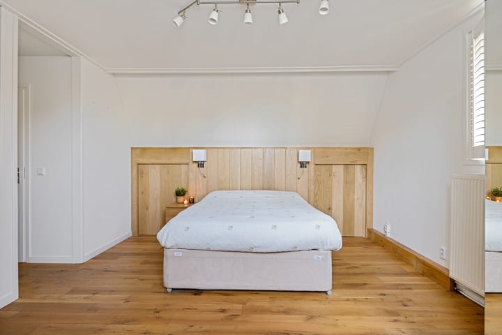 Photo 24 of Vincent van Goghlaan 88