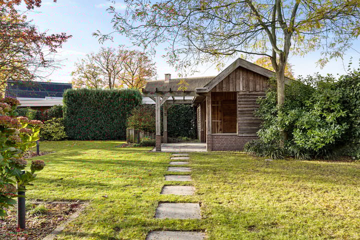 Photo 49 of Vincent van Goghlaan 88