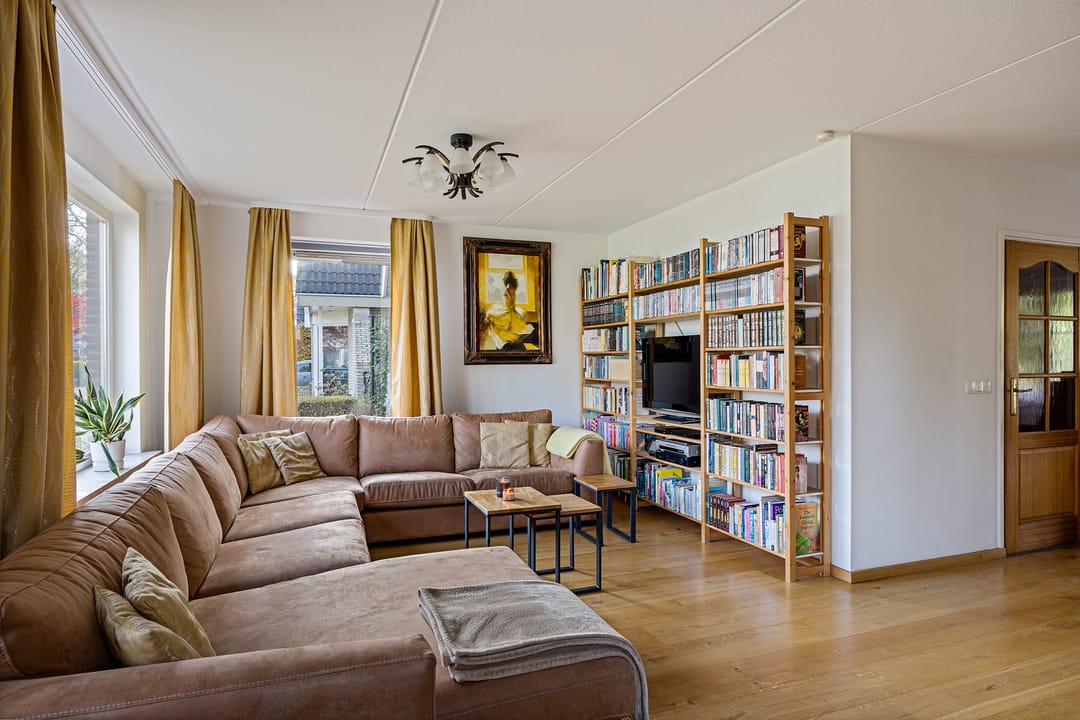 Foto 7 van Vincent van Goghlaan 88