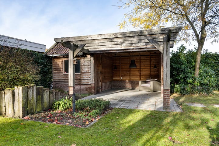 Photo 51 of Vincent van Goghlaan 88