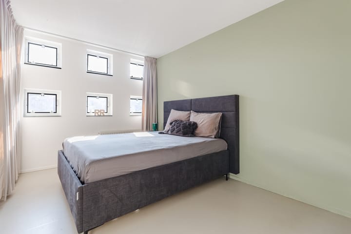 Photo 14 of Valkenburgerstraat 194-M