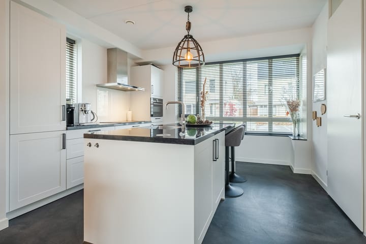 Photo 12 of Jan Heurkensstraat 8