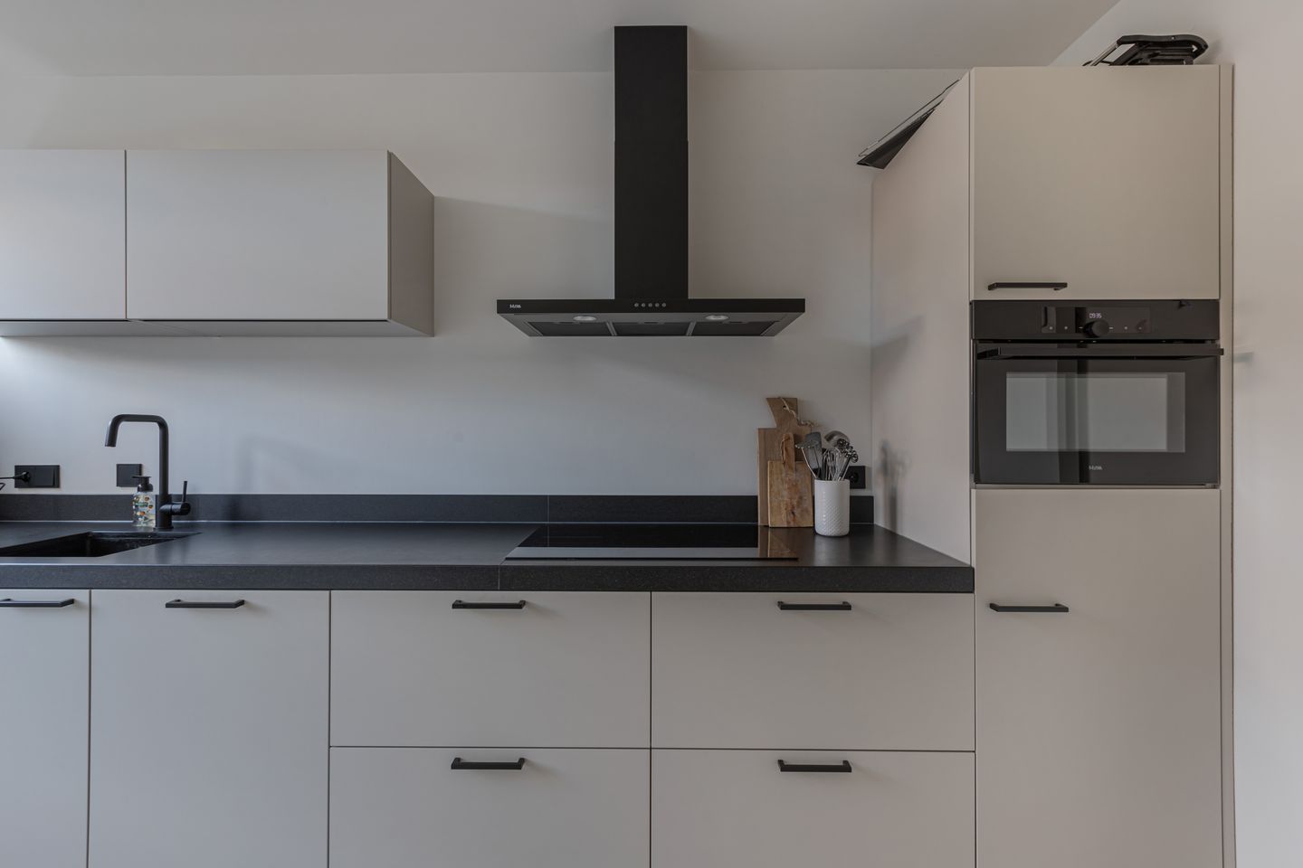 Photo 14 of Pater Brugmanstraat 45